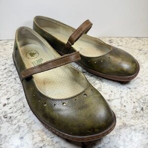 Vintage El Naturalista Leather Marbled Olive Mary Jane Flats Made in Spain